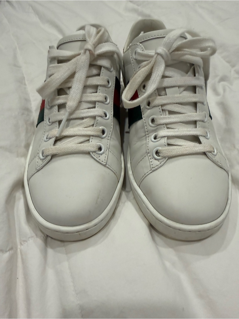 Gucci White Rubber Sole Shoe with Black Detail